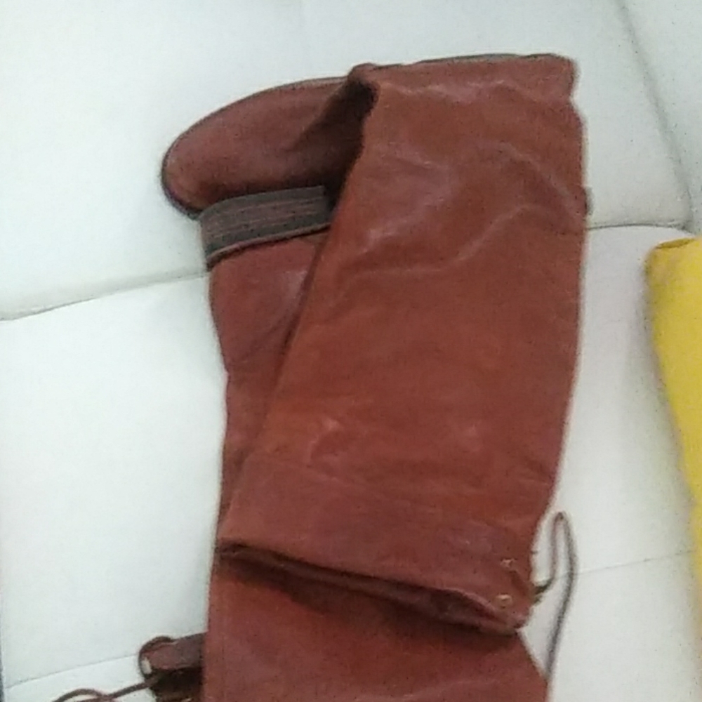 Riding boots
